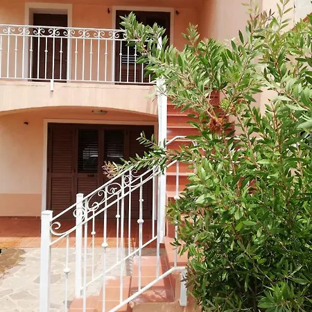 Guoldfirst Apartmán *